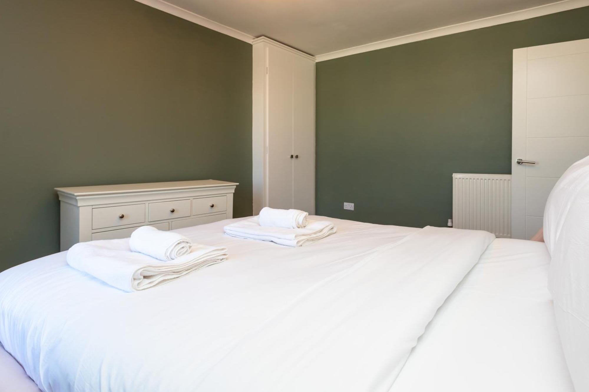 Spacious & Pristine 2bd Flat - Balham Londra